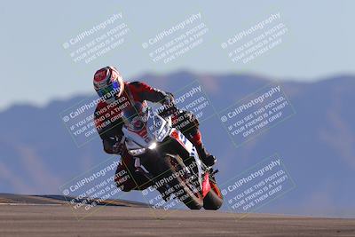 media/Nov-06-2023-Moto Forza (Mon) [[ce023d0744]]/3-Intermediate Group/Session 5 (Turn 9)/